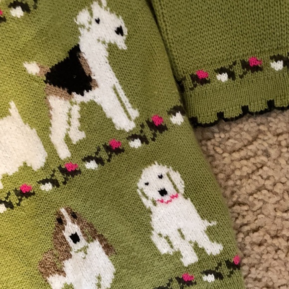 GIRLS GREEN DOGS RUGGED BEAR SWEATER - Picture 4 of 5
